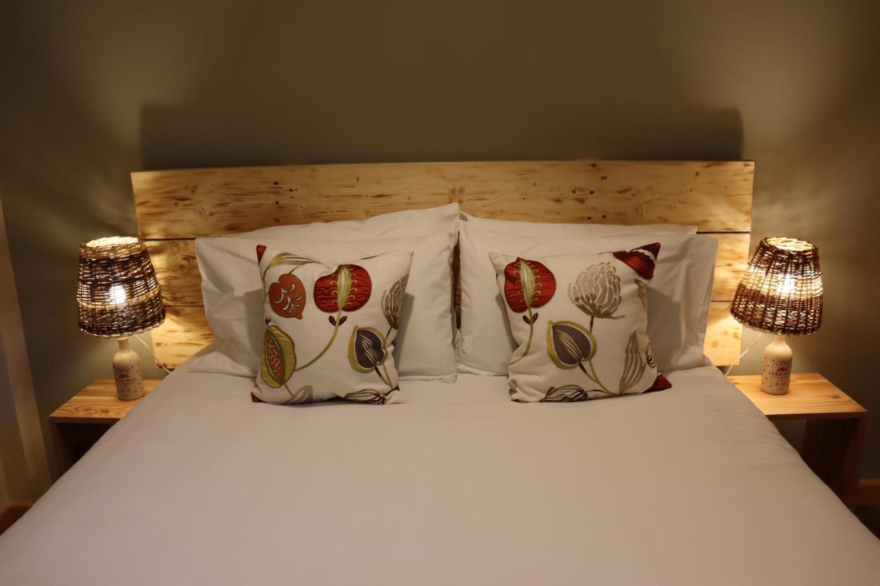 South Downs Eco Lodge & Camping East Meon Eksteriør bilde