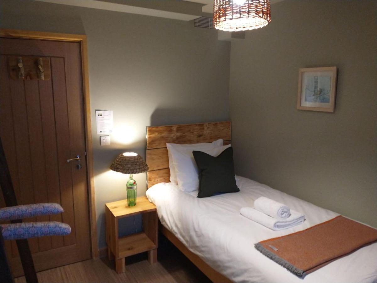 South Downs Eco Lodge & Camping East Meon Eksteriør bilde